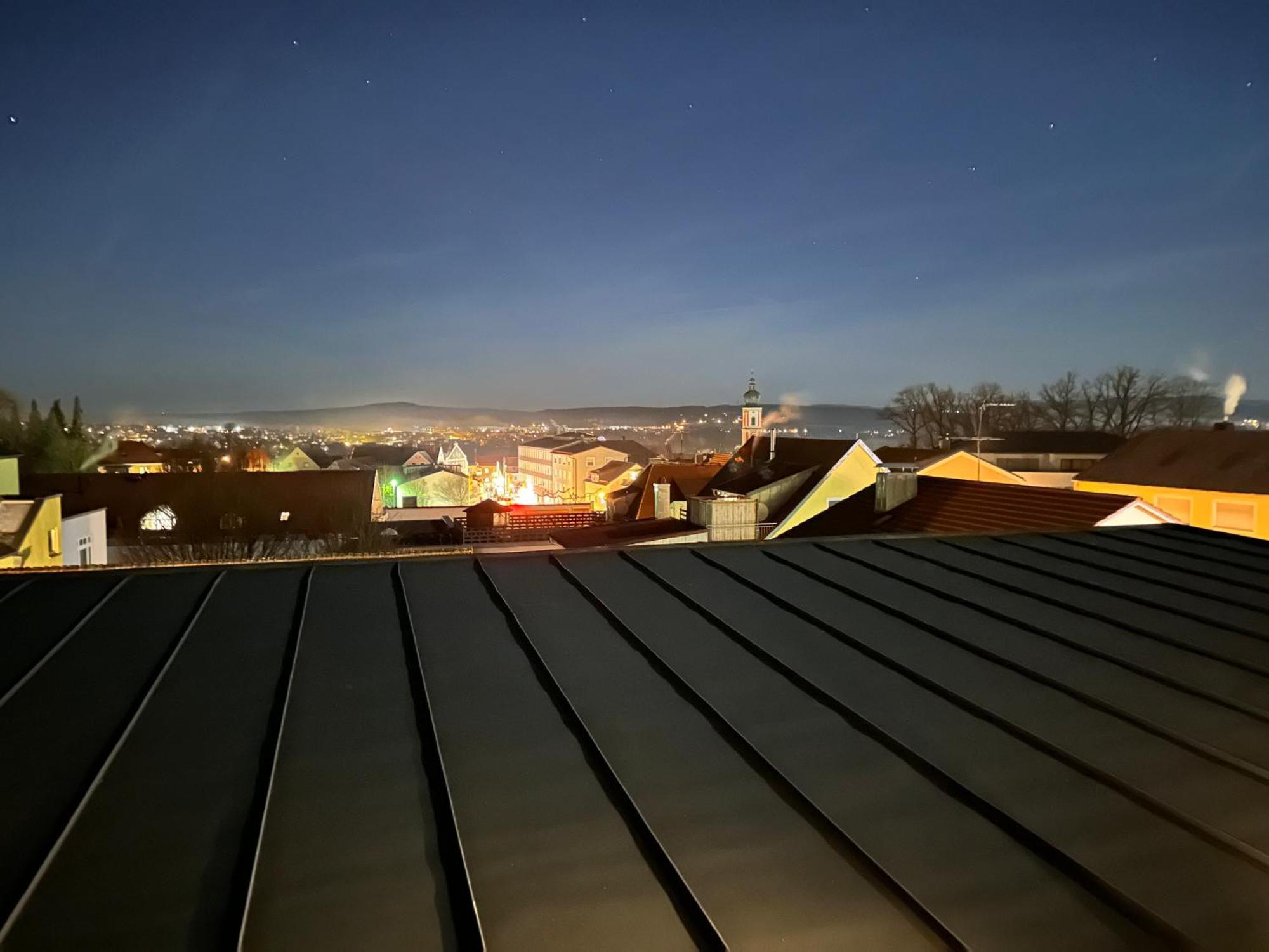 Luxus Loft Ueber Den Daechern Von Roding Exterior foto